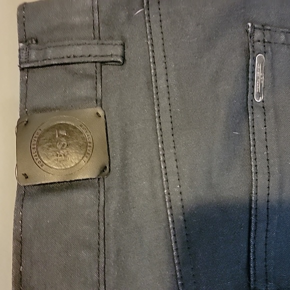 Jeans - Picture 10 of 12